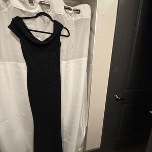 Elegant Black Evening Gown